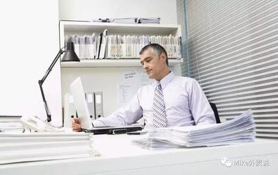 收到客戶的第一封郵件，該不該立刻報價？商務咨詢的黃金12小時